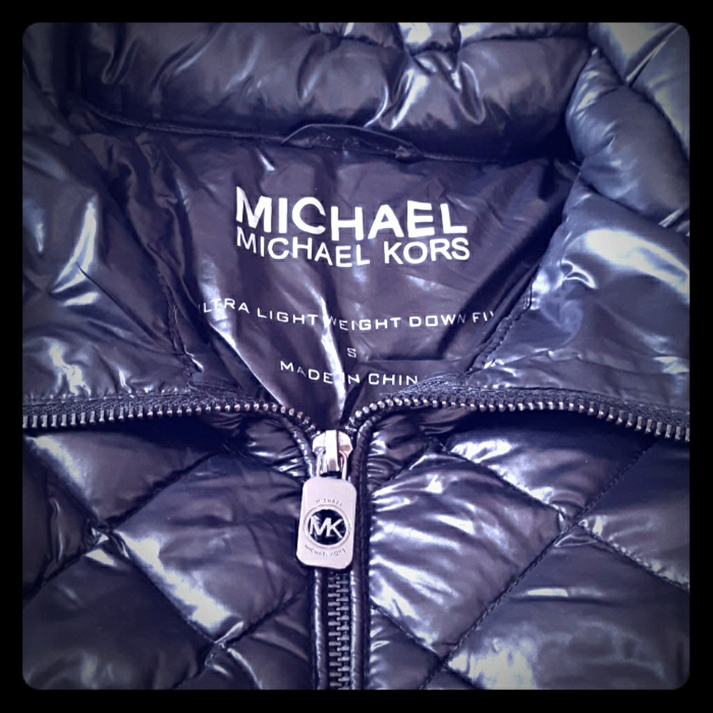 Michael Kors ultra lightweight down fill coat